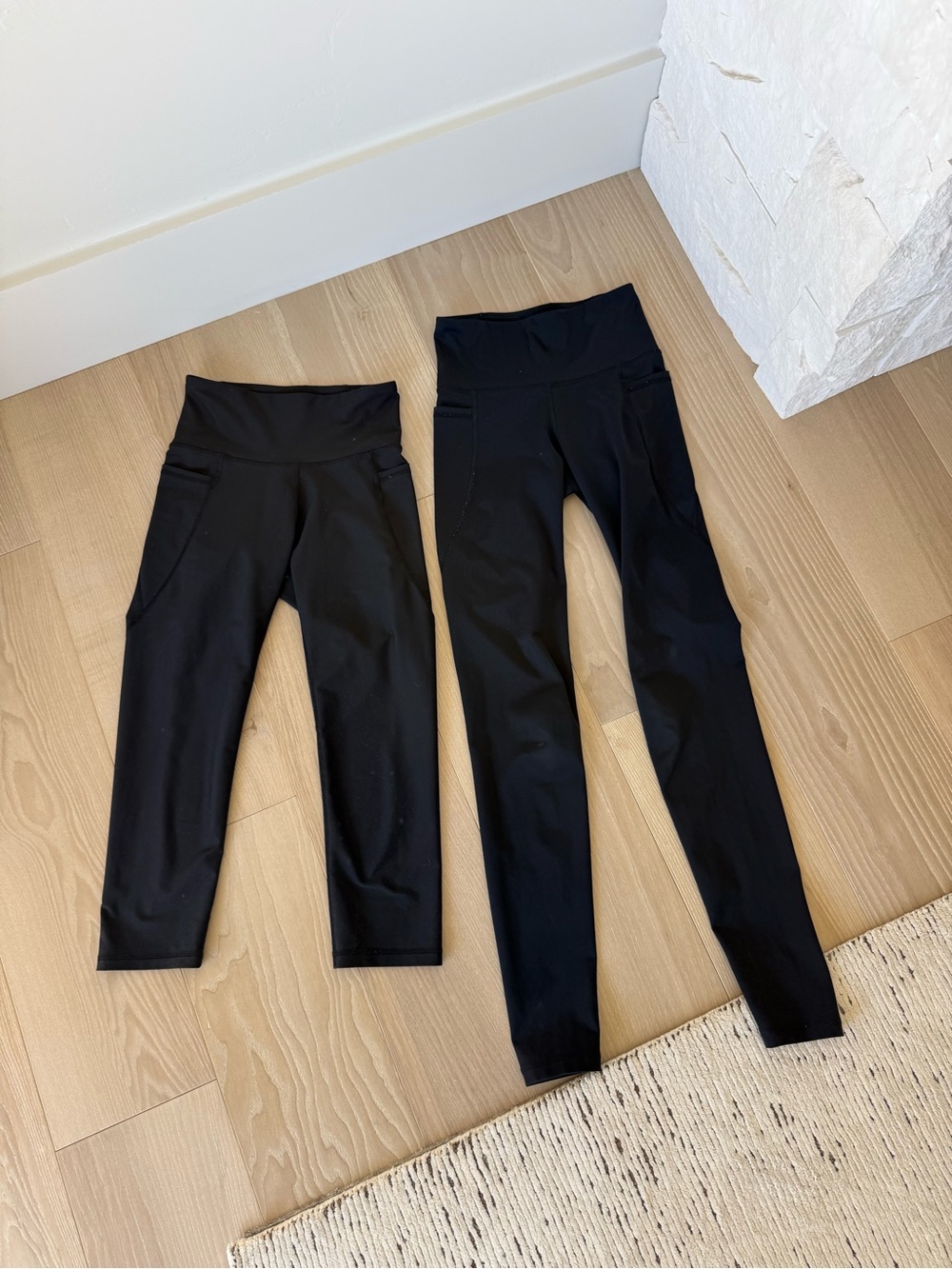 Old Navy Black High-Rise Performance Leggings - Pair